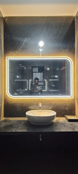 LED MIRROR